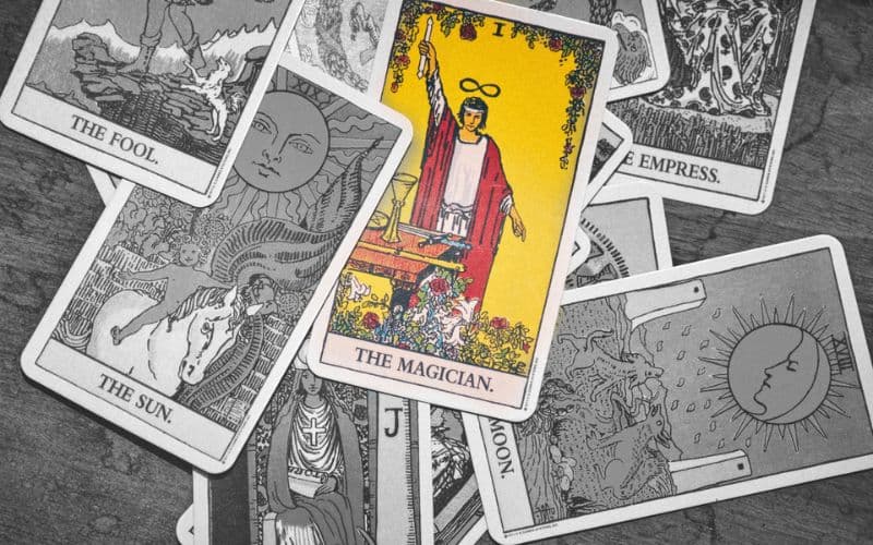 Một số câu hỏi thường gặp về lá The Magician