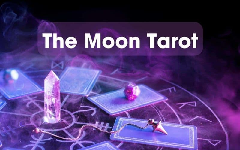Ý nghĩa lá bài The Moon khi phối hợp với các lá khác