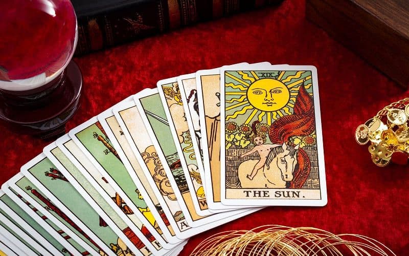 Lá The Sun Tarot là gì